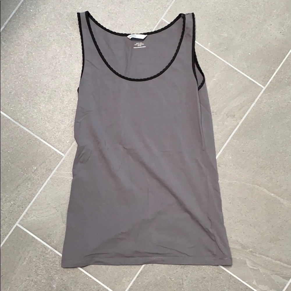 Black and gray stretch tank top